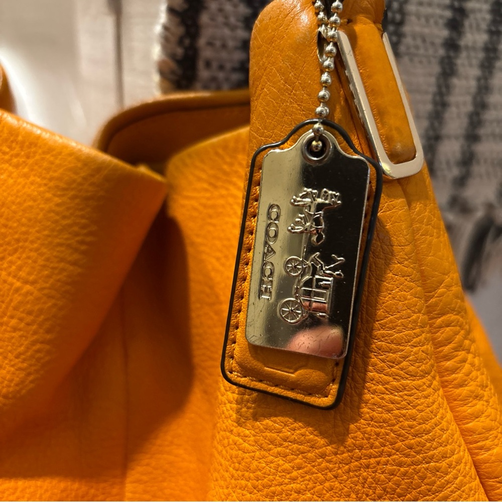 Coach Orange Hobo Shoulder Bag with Chain Strap - Picture 2 of 14